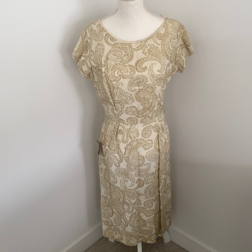 Vintage 1950s deadstock gold paisley midi dress